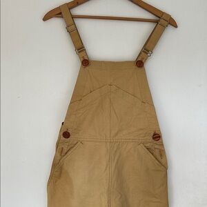 Gravel and gold overalls